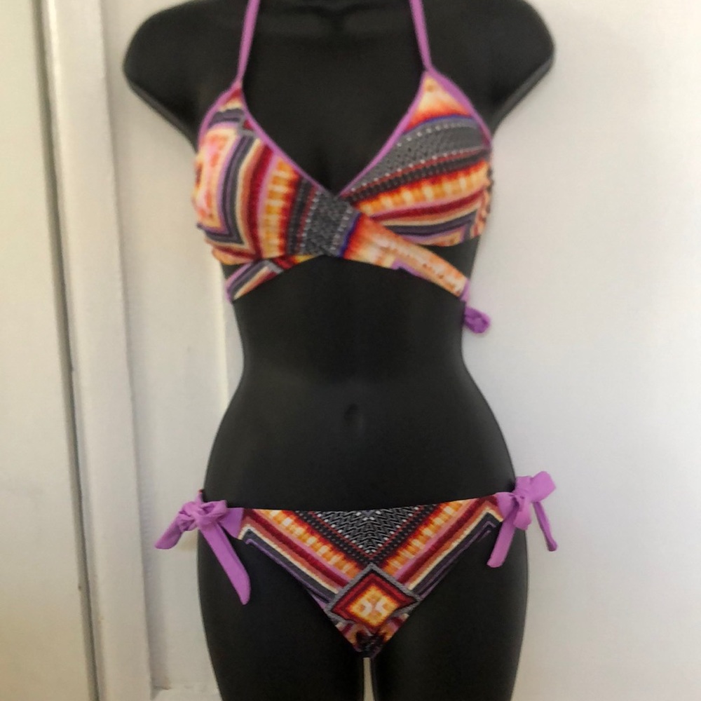 Awesome O’Neill reversible bikini sm/med NWOT